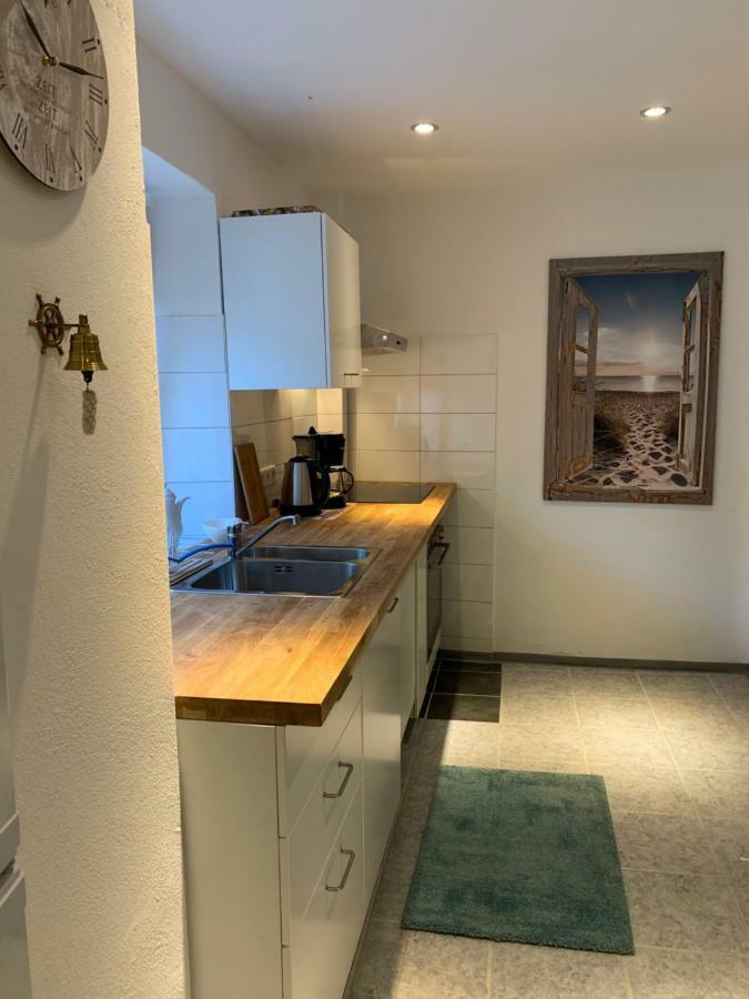 Ferienwohnung Elfriede - Wlan, 2 Baeder, Kueche, Freisitz, 2 Parkplaetze, Im Ortskern Malterdingen Buitenkant foto