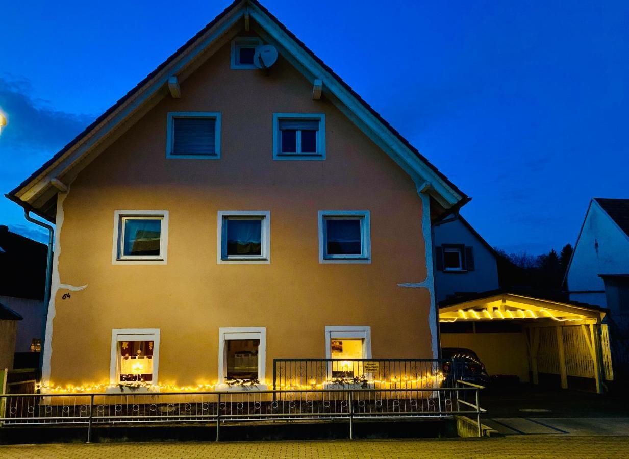 Ferienwohnung Elfriede - Wlan, 2 Baeder, Kueche, Freisitz, 2 Parkplaetze, Im Ortskern Malterdingen Buitenkant foto